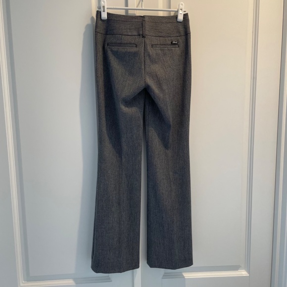 Beautiful Quality Express Editor Style Women’s Dress Pant in Black & White Tweed - Picture 2 of 6